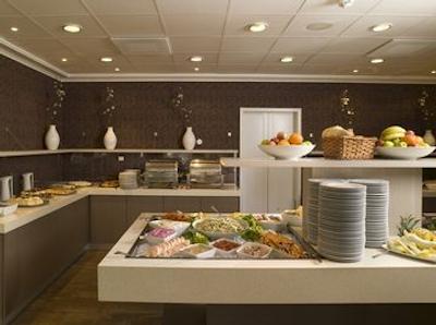 هتل اسکندیک هلسفیر