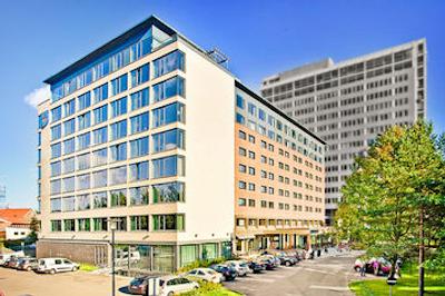 هتل اسکندیک هلسفیر