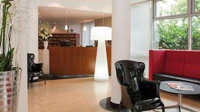 ویکتورز رزیدنس برلین تیگل