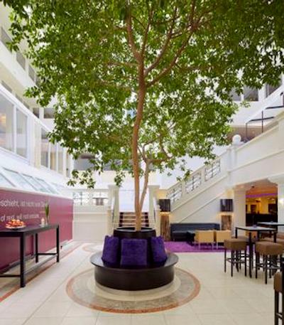 کراون پلازا هامبورگ-سیتی آلستر