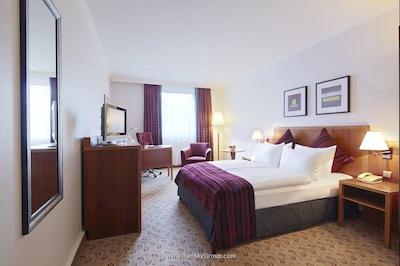 کراون پلازا هامبورگ-سیتی آلستر