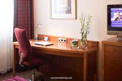 کراون پلازا هامبورگ-سیتی آلستر