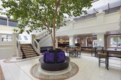 کراون پلازا هامبورگ-سیتی آلستر