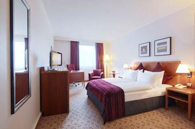 کراون پلازا هامبورگ-سیتی آلستر