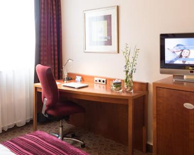 کراون پلازا هامبورگ-سیتی آلستر