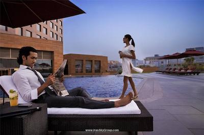 کورت یارد گوروگرام دان تاون