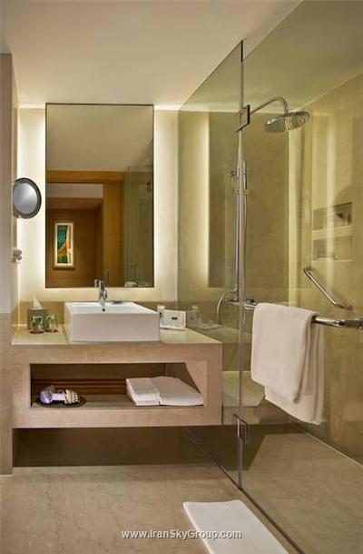 کورت یارد گوروگرام دان تاون