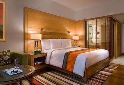 کورت یارد گوروگرام دان تاون