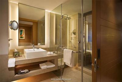 کورت یارد گوروگرام دان تاون