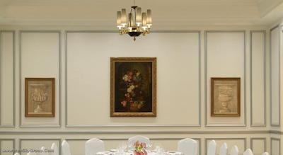 د وستین پالاس