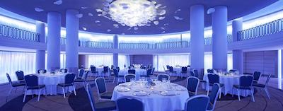 د وستین پالاس