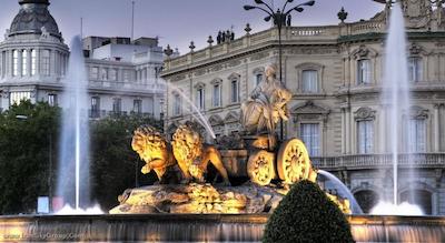 د وستین پالاس