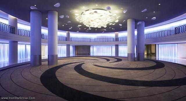 د وستین پالاس