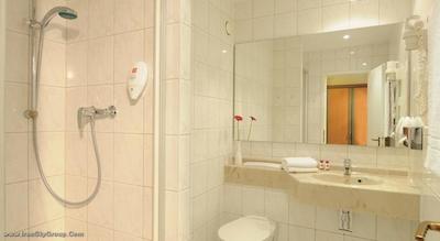 لئوناردو برلین سیتی سود