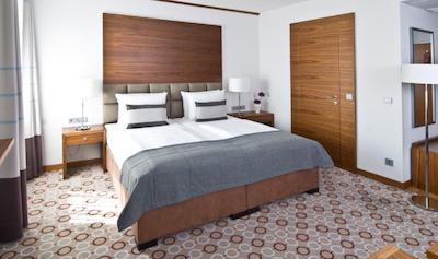 گلدن تولیپ هامبورگ