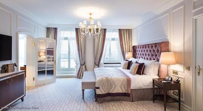 ویر جاهرسزیتن هامبورگ