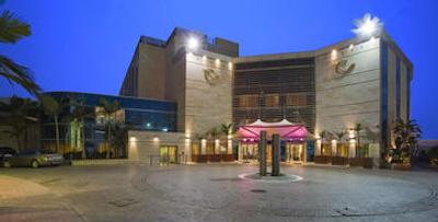 کورال بیچ هتل اند ریزورت