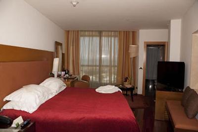 کورال بیچ هتل اند ریزورت