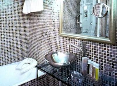 اس تی جورج لایکابتوس