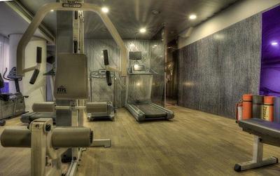 اس تی جورج لایکابتوس