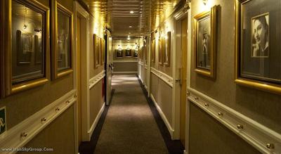 اس تی جورج لایکابتوس