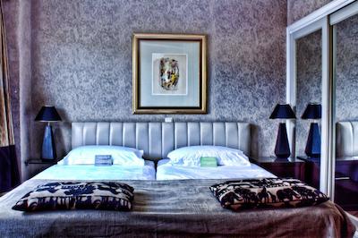 اس تی جورج لایکابتوس