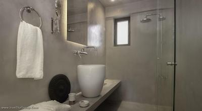 اس تی جورج لایکابتوس