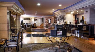 اس تی جورج لایکابتوس