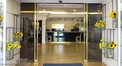 اس تی جورج لایکابتوس