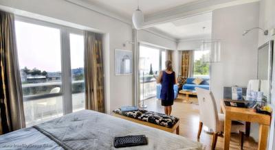 اس تی جورج لایکابتوس