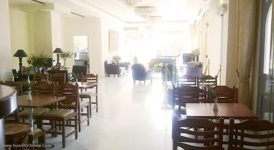 ریو آتنز هتل