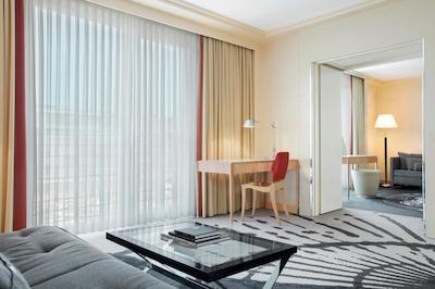 له مریدین مونیخ