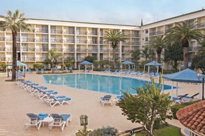 پیکلباتروس رویال میراژ