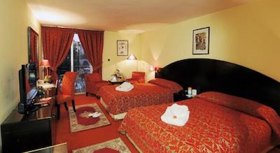 پیکلباتروس رویال میراژ