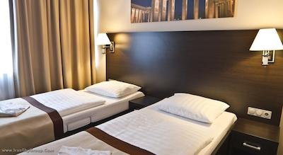 ایوبرگس هتل پرمیوم