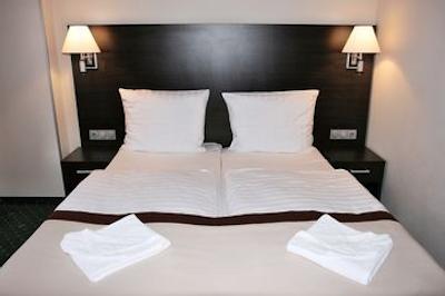 ایوبرگس هتل پرمیوم