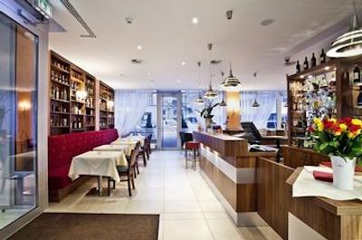 ایوبرگس هتل پرمیوم