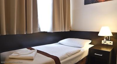 ایوبرگس هتل پرمیوم