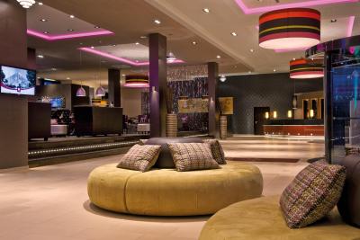 لئوناردو رویال مونیخ