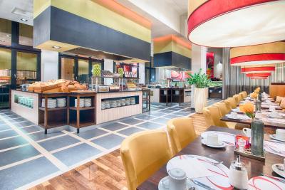 لئوناردو رویال مونیخ