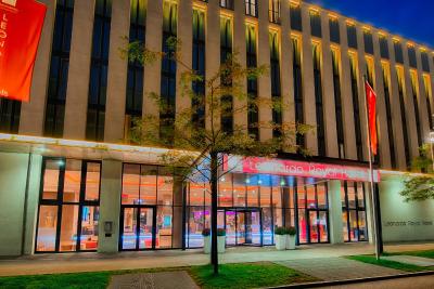 لئوناردو رویال مونیخ