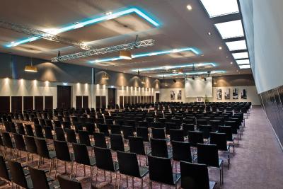 لئوناردو رویال مونیخ