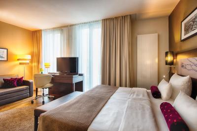 لئوناردو رویال مونیخ