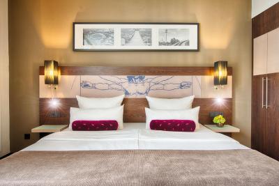 لئوناردو رویال مونیخ