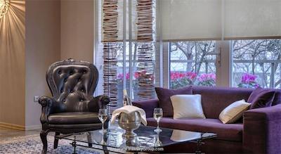 پلیس گرند هتل