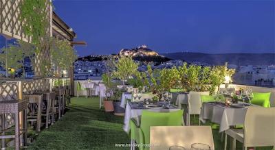 پلیس گرند هتل