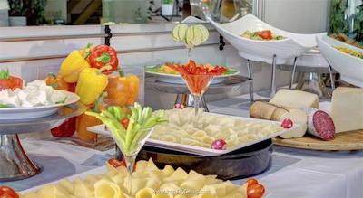 پلیس گرند هتل