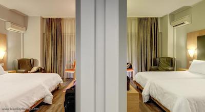 پلیس گرند هتل