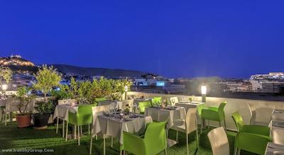 پلیس گرند هتل