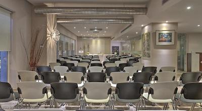 پلیس گرند هتل